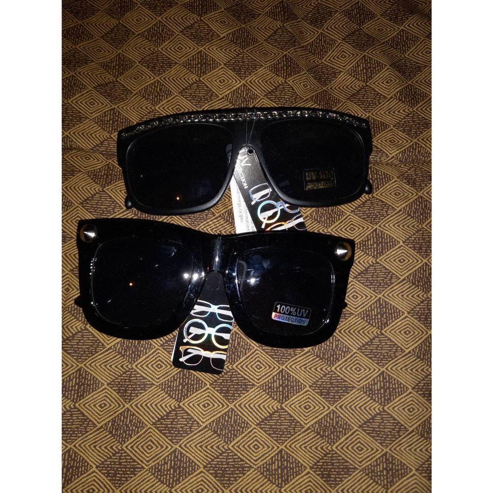 Two Pairs Of Sunglasses 👓 🕶 😎
